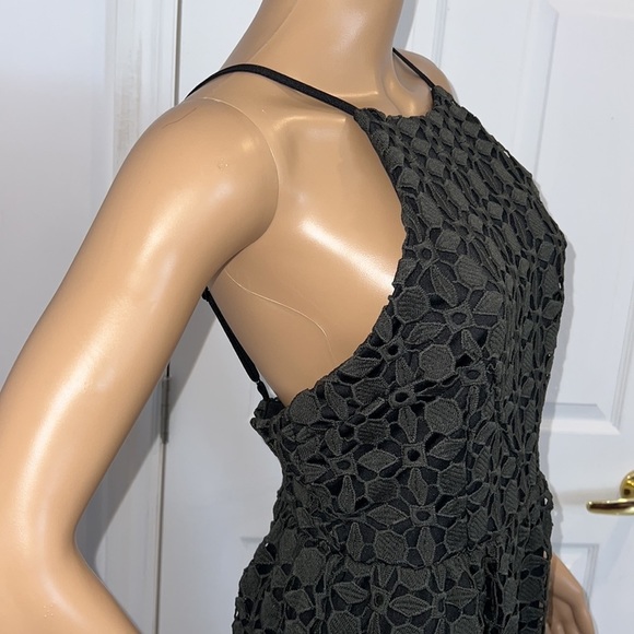 Aqua Black Lace Backless Dress - Picture 3 of 15